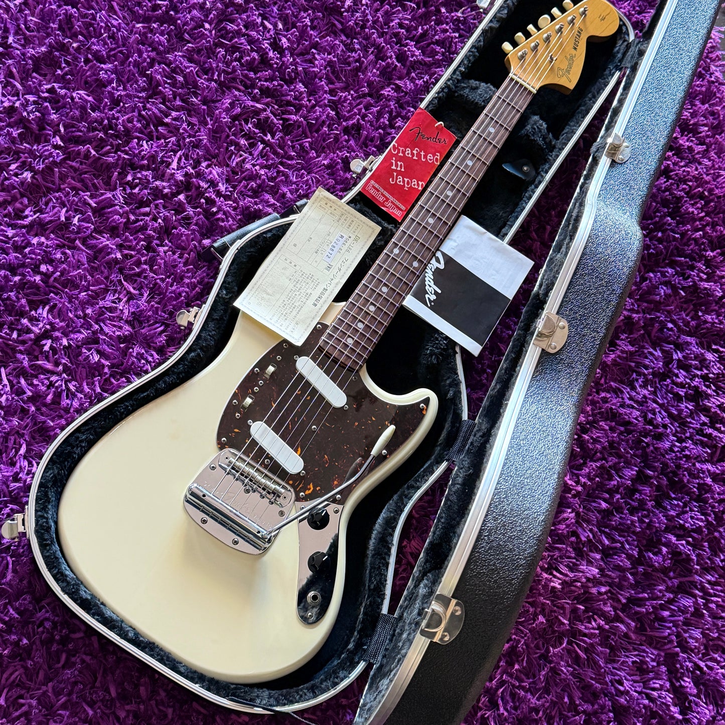 2004-05 Fender Mustang MG-66 VWH Vintage White (CIJ) (w/ HSC)