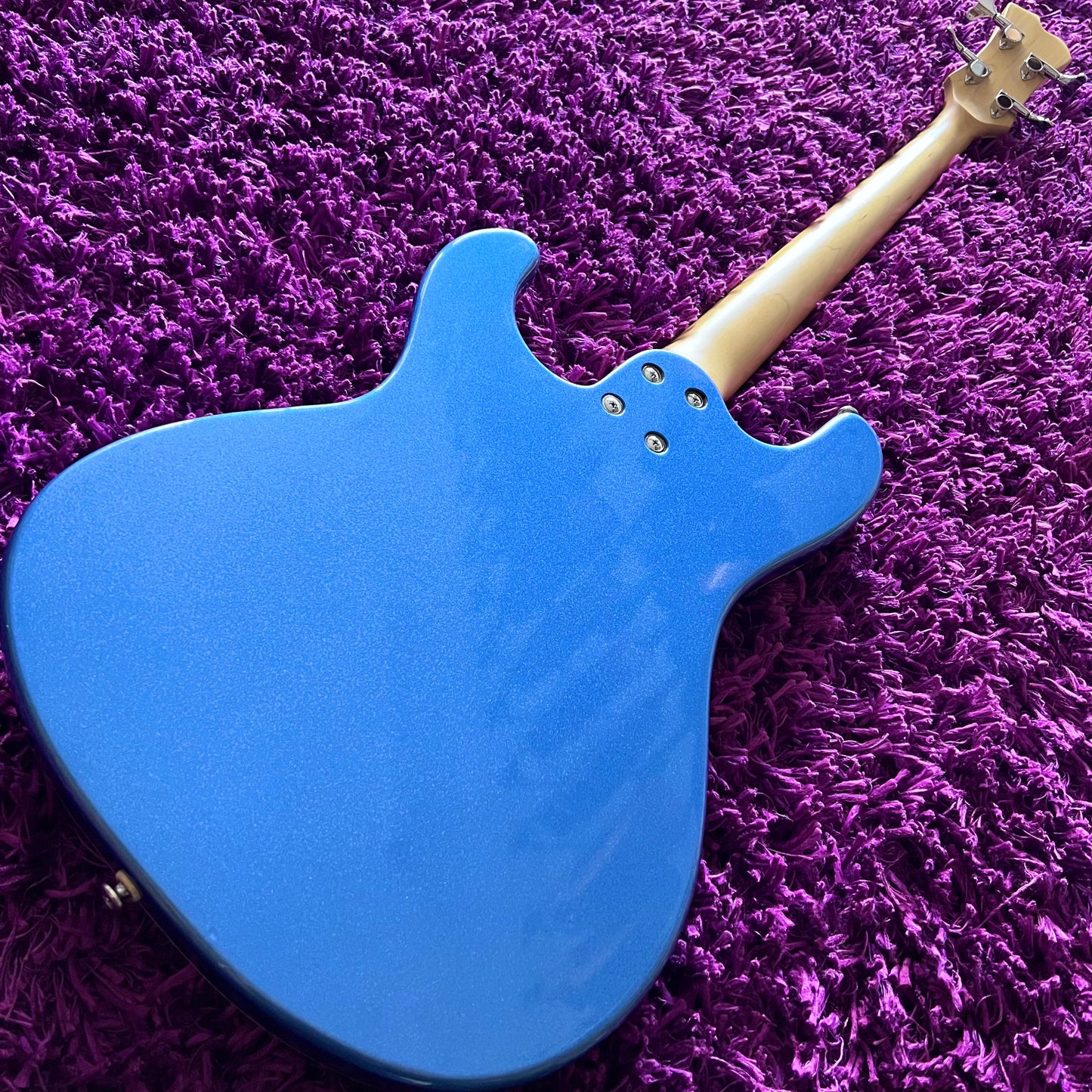 Aria VCM-Junior The Ventures Model VMB-75 Bass Guitar Metallic Blue (MIK)