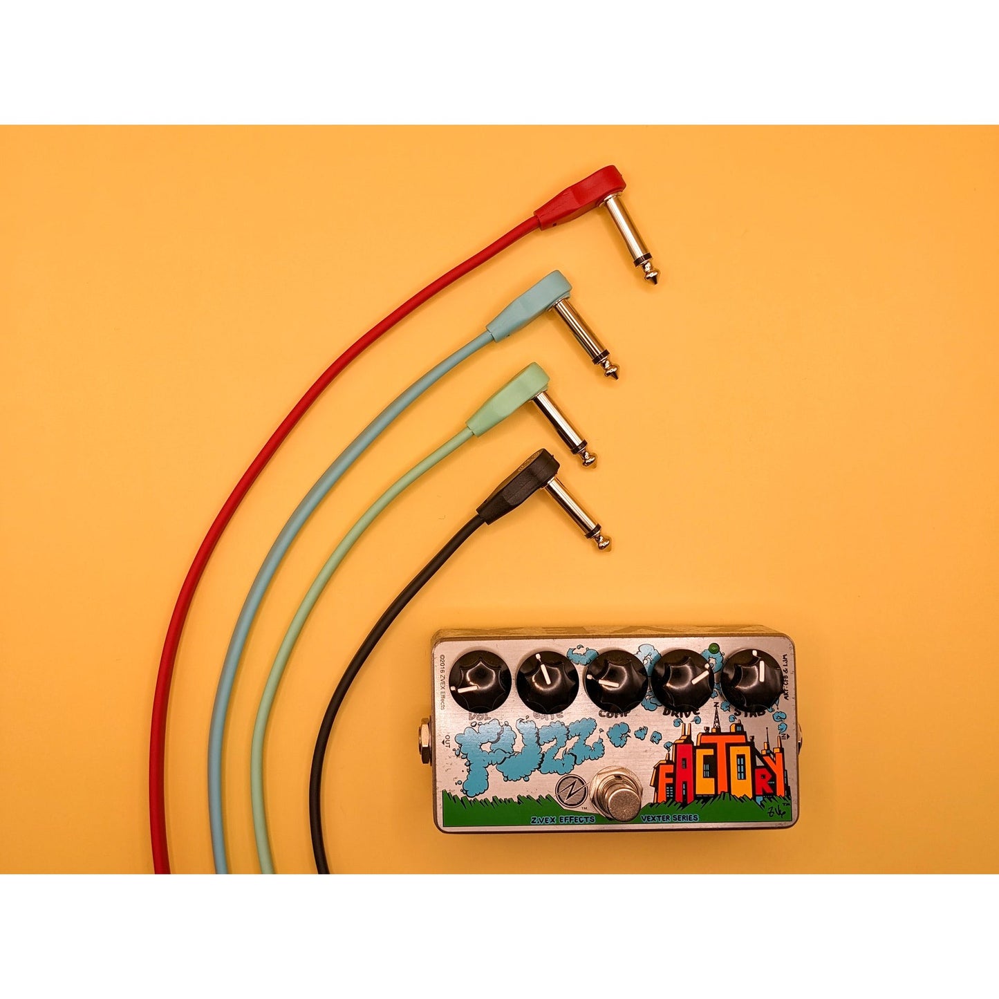 Pig Hog Lil' Pigs Low Profile 1 Foot Patch Cables, 2 Pack - Candy Apple Red