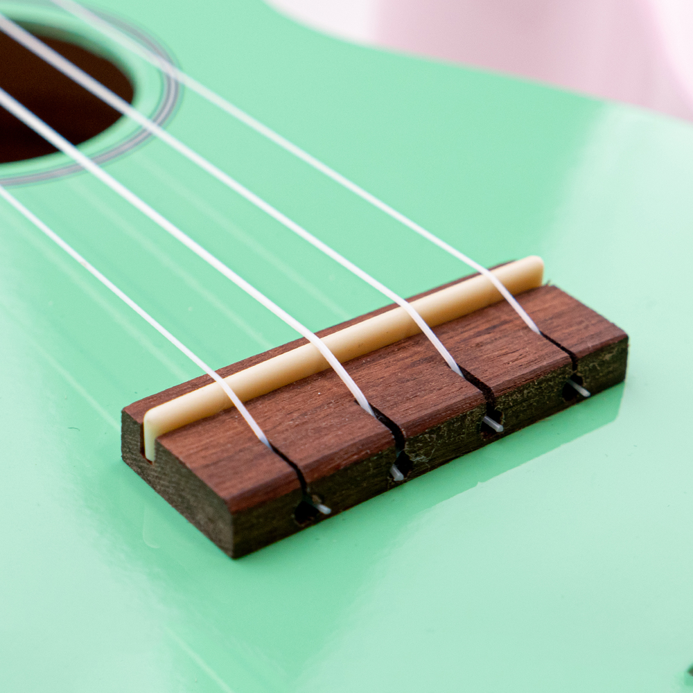 Ashton UKE120SFG Soprano Ukulele w/ Bag (Sea Foam Green)