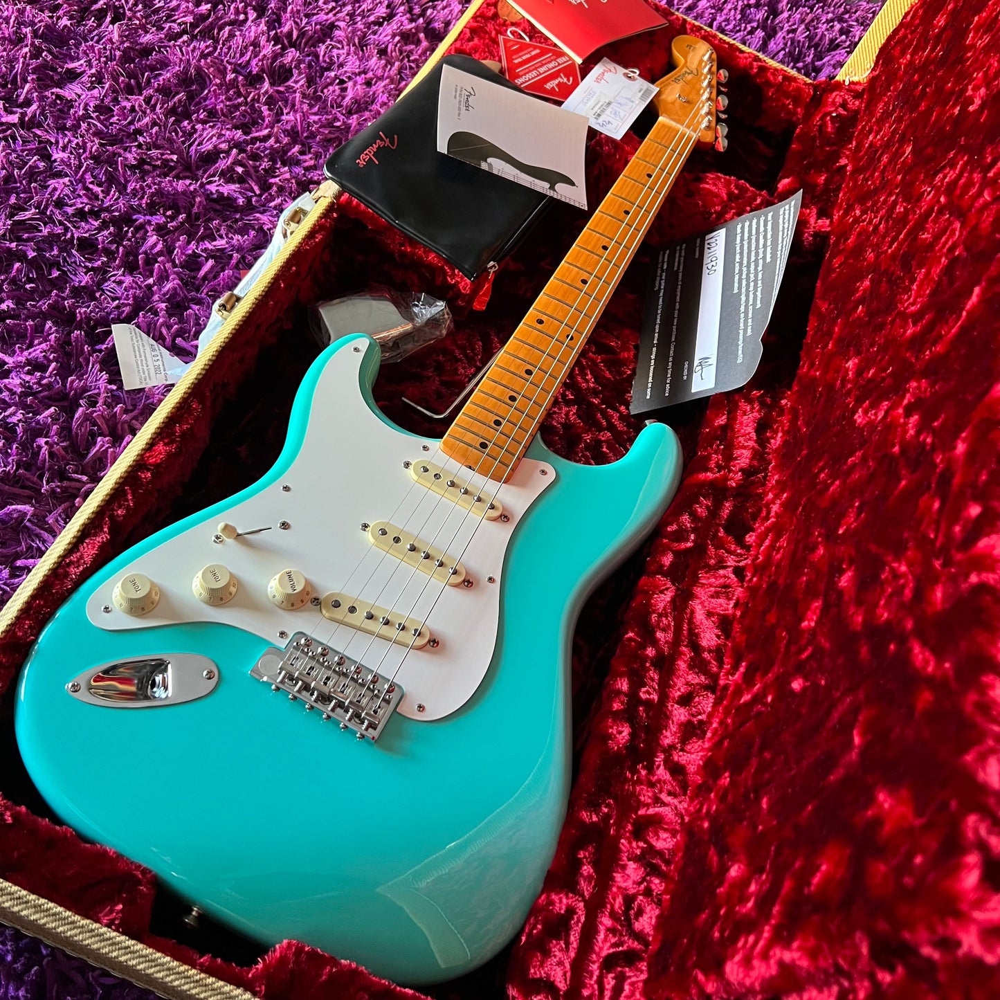 Fender American Vintage II 1957 Stratocaster Sea Foam Green Left Handed