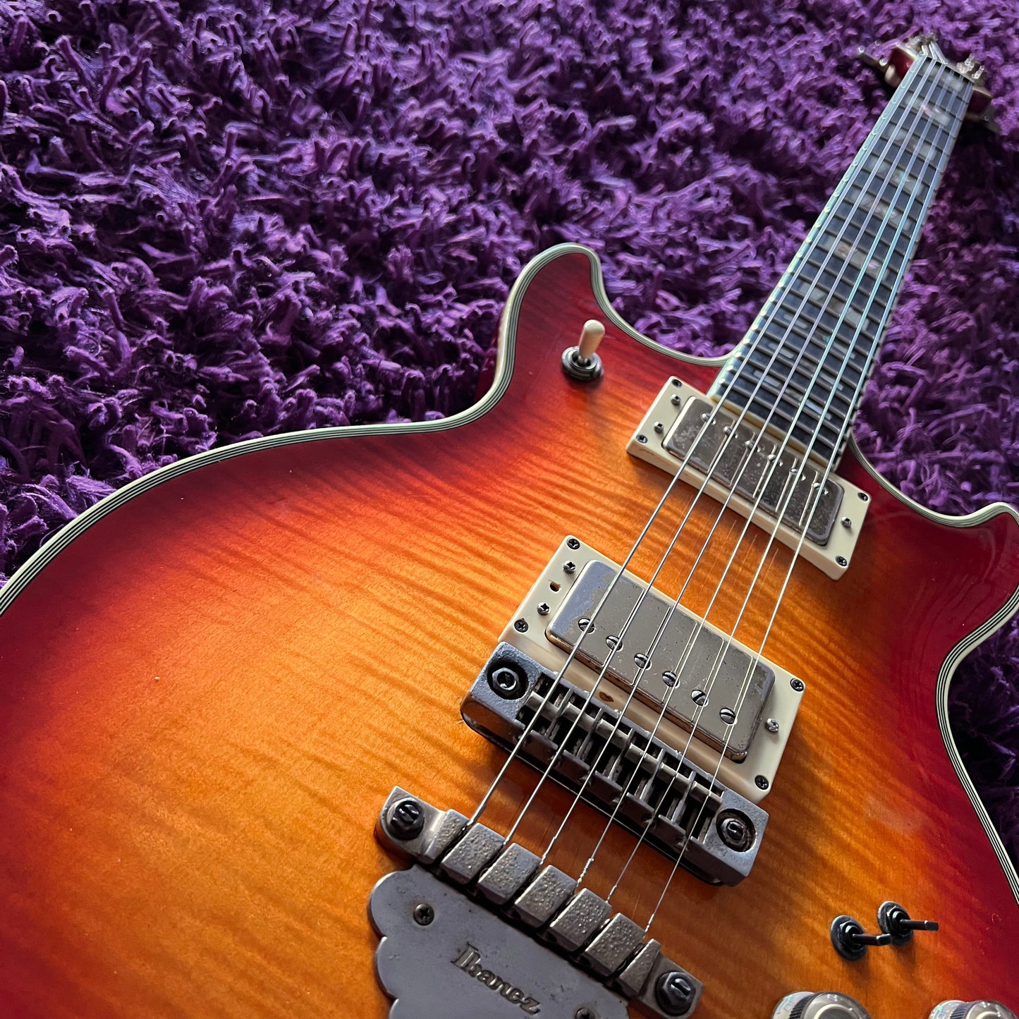 Ibanez Artist AR-300 Cherry Sunburst 1981 (CIJ) (w/ OHSC)