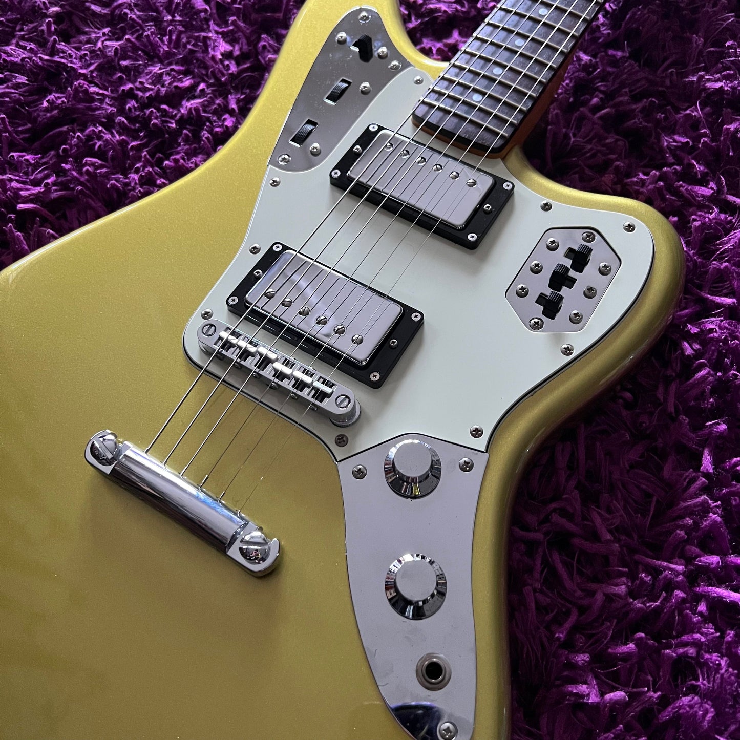 2002-2004 Fender JGS-75 Jaguar Special HH Vintage Gold (CIJ)