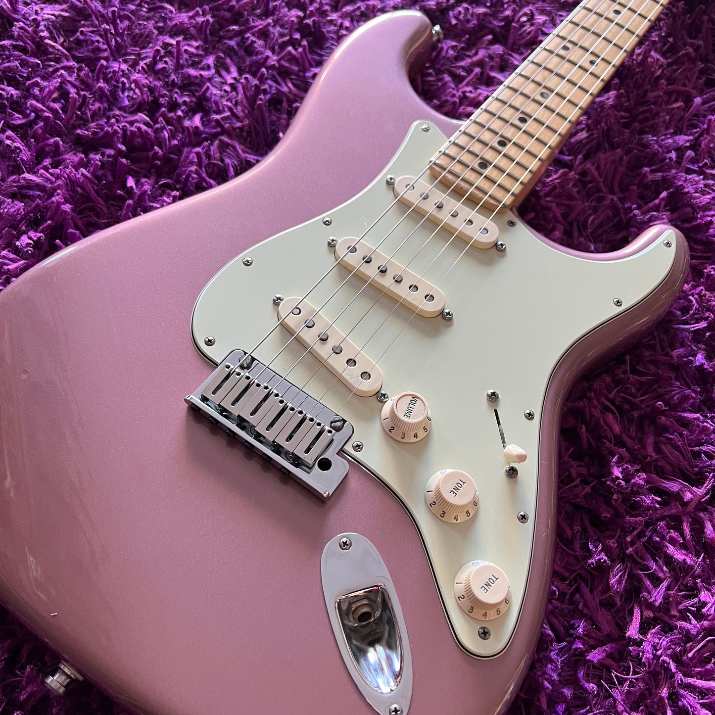 2013 Fender American Deluxe Stratocaster (Burgundy Mist Metallic, Maple Neck) (w/ OHSC)