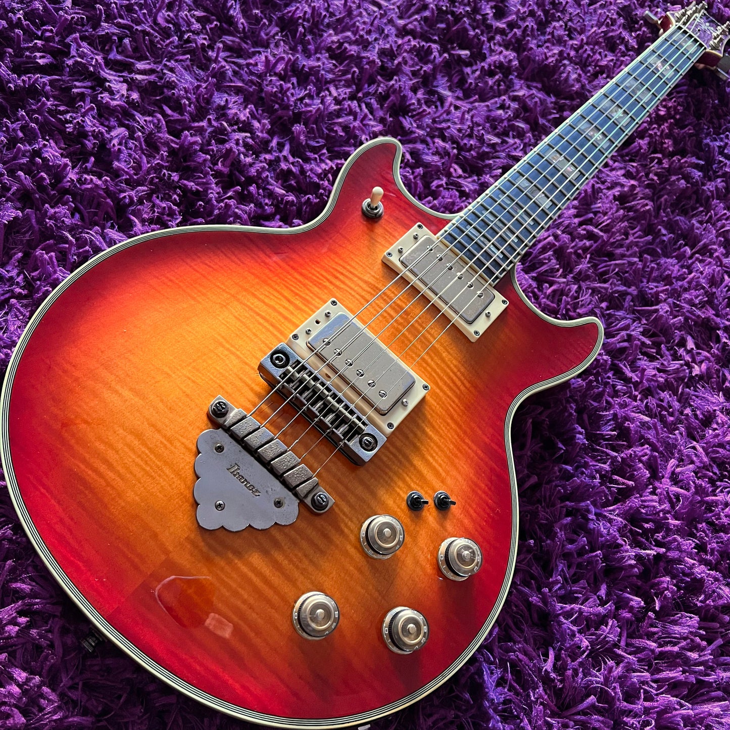 Ibanez Artist AR-300 Cherry Sunburst 1981 (CIJ) (w/ OHSC)