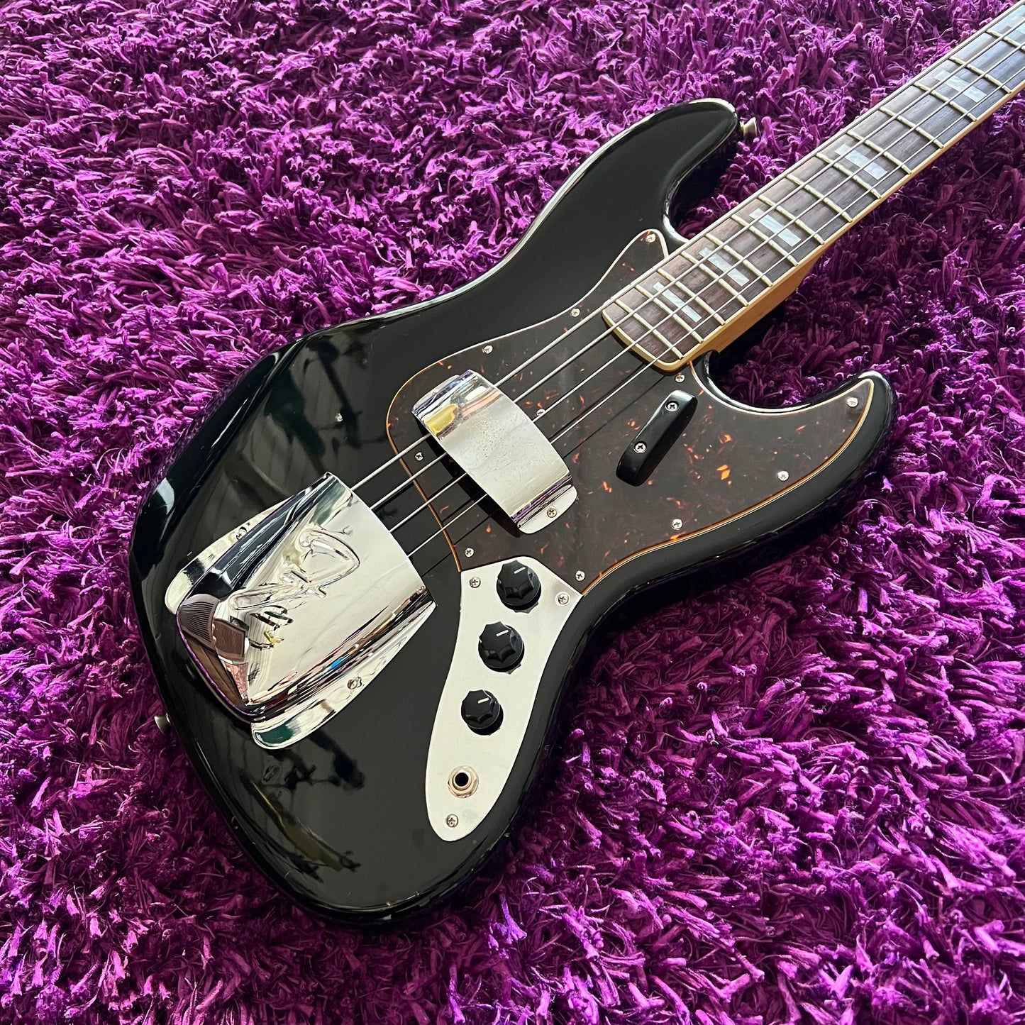 2005 Fender Jazz Bass '75 Reissue JB75R Matching Headstock Black (MIJ)