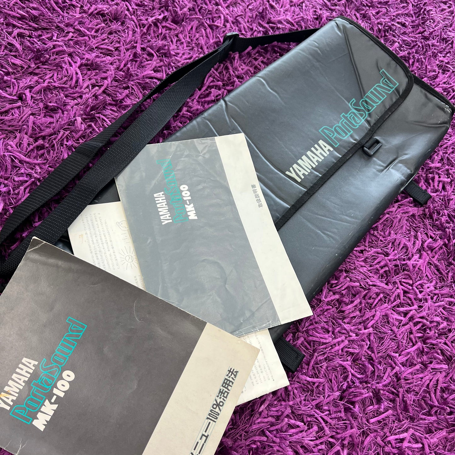 Yamaha MK-100 PortaSound Retro Synthesizer (+Carry Case & Manual)