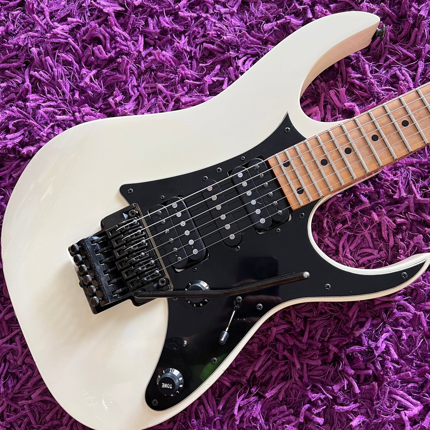 1990s Ibanez RG-550 White w/ Floyd Rose (MIJ)