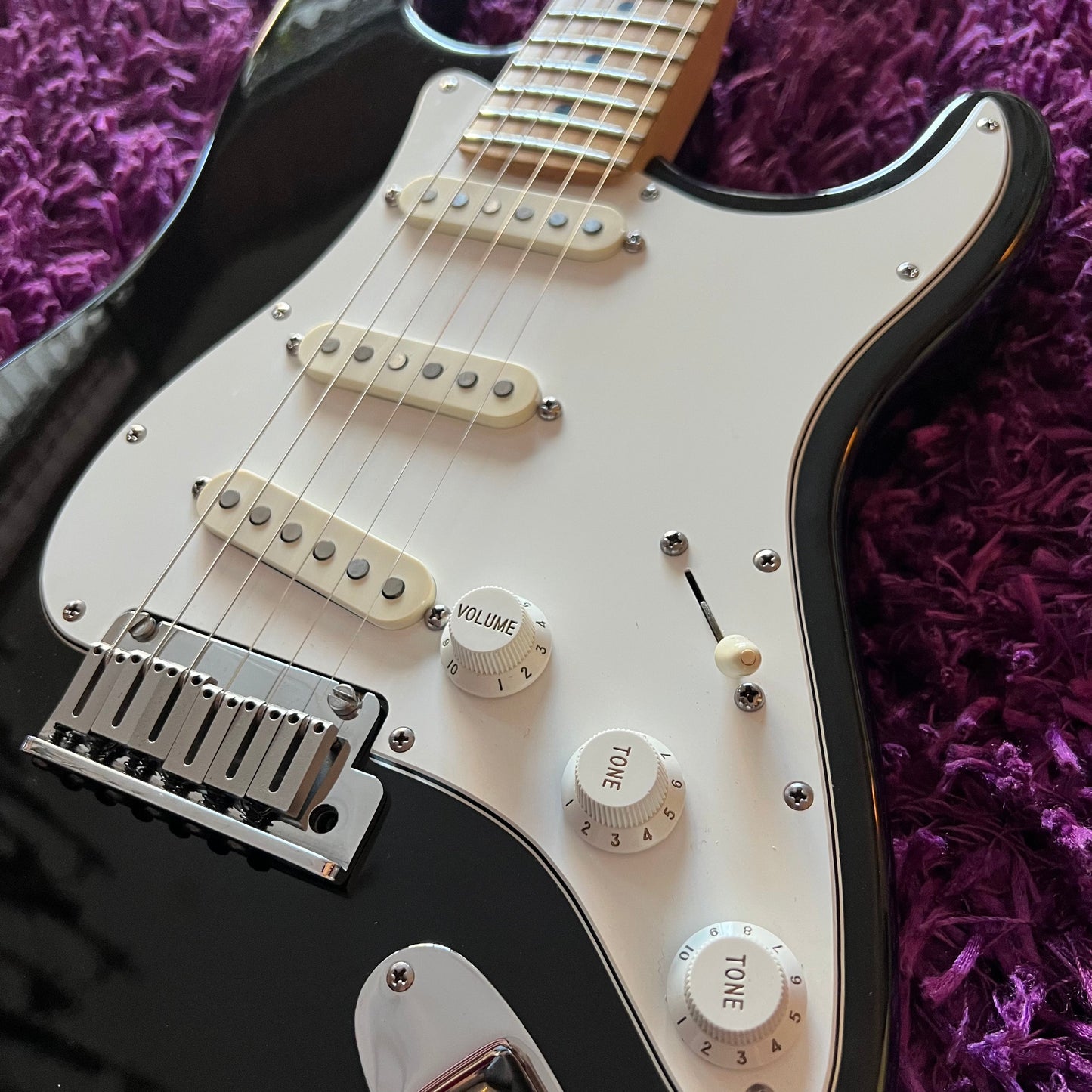 1994 Fender American Standard Stratocaster 40th Anniversary Edition Black (w/ OHSC)
