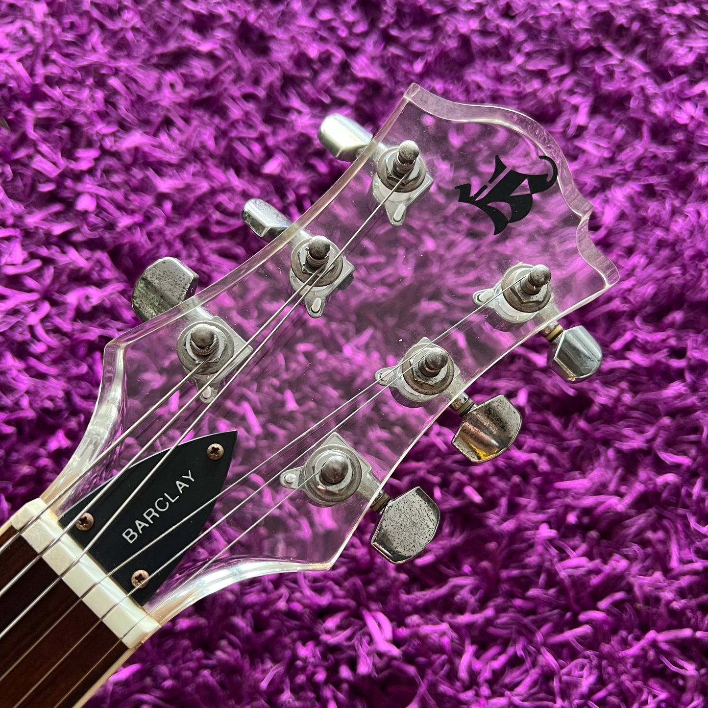 Barclay Acrylic Mockingbird Transparent Guitar