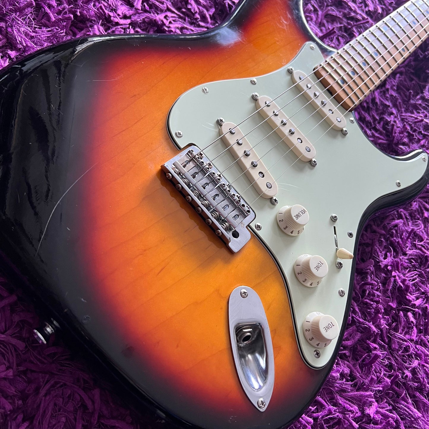 90s Vester Electric Guitar (Made in Korea) (w/ Upgrades)
