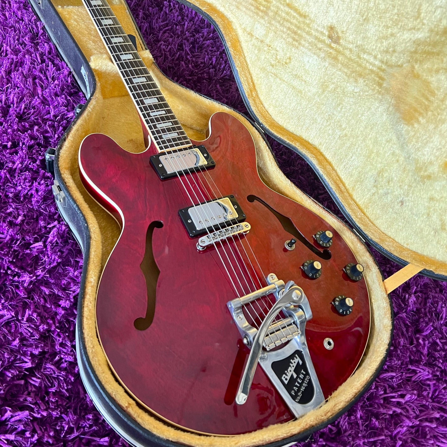 1975 Greco SA-550 Hollow Body (Gibson ES-330) (MIJ) (w/ OHSC)