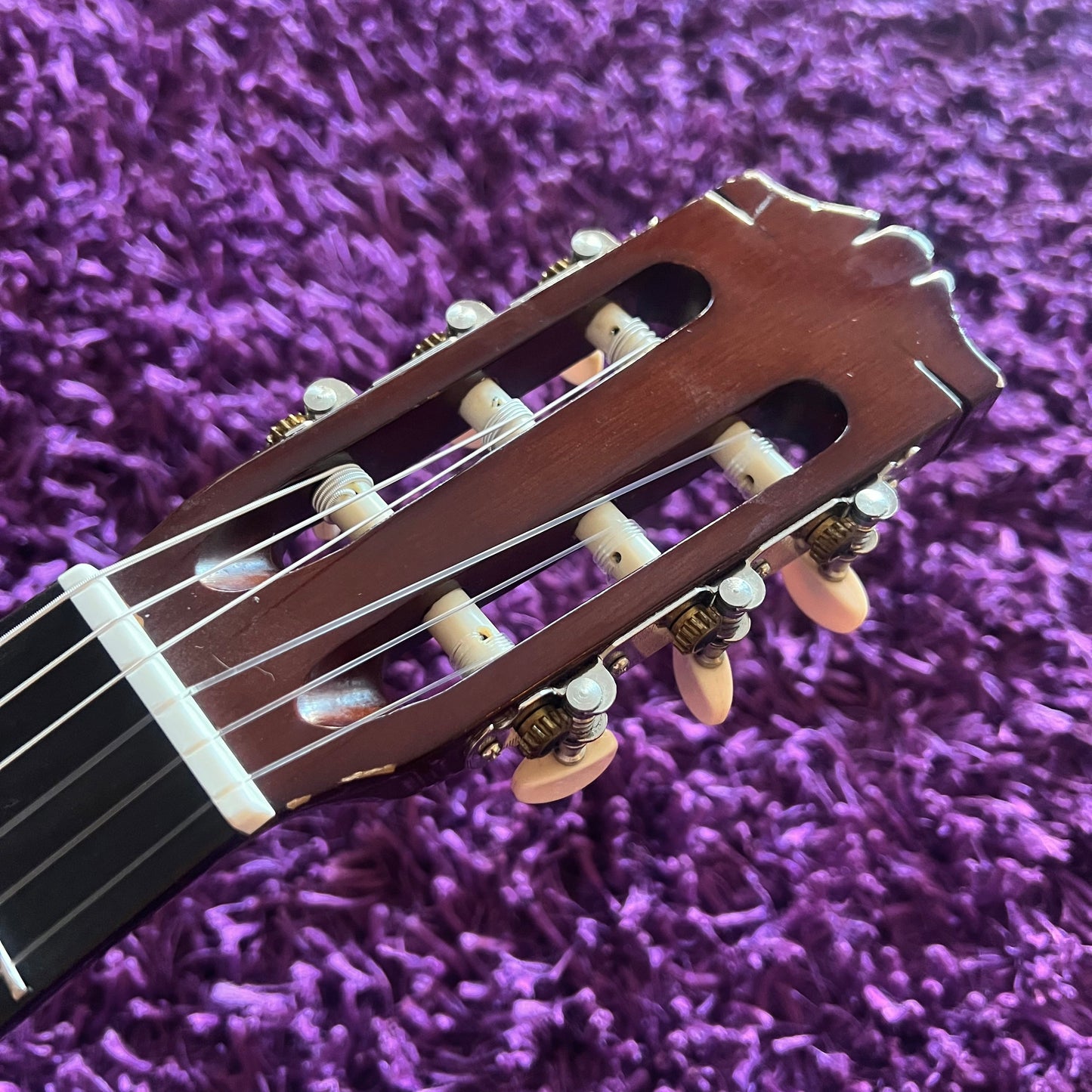 Yamaha C-40 Student Classical Nylon String Guitar