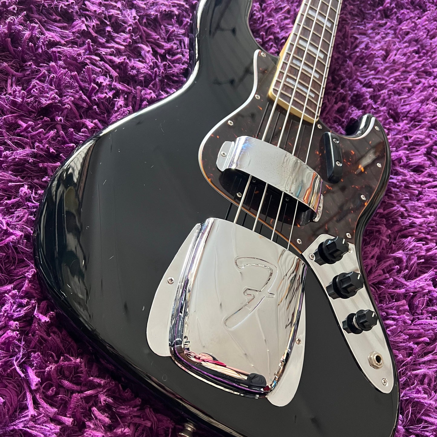 2005 Fender Jazz Bass '75 Reissue JB75R Matching Headstock Black (MIJ)