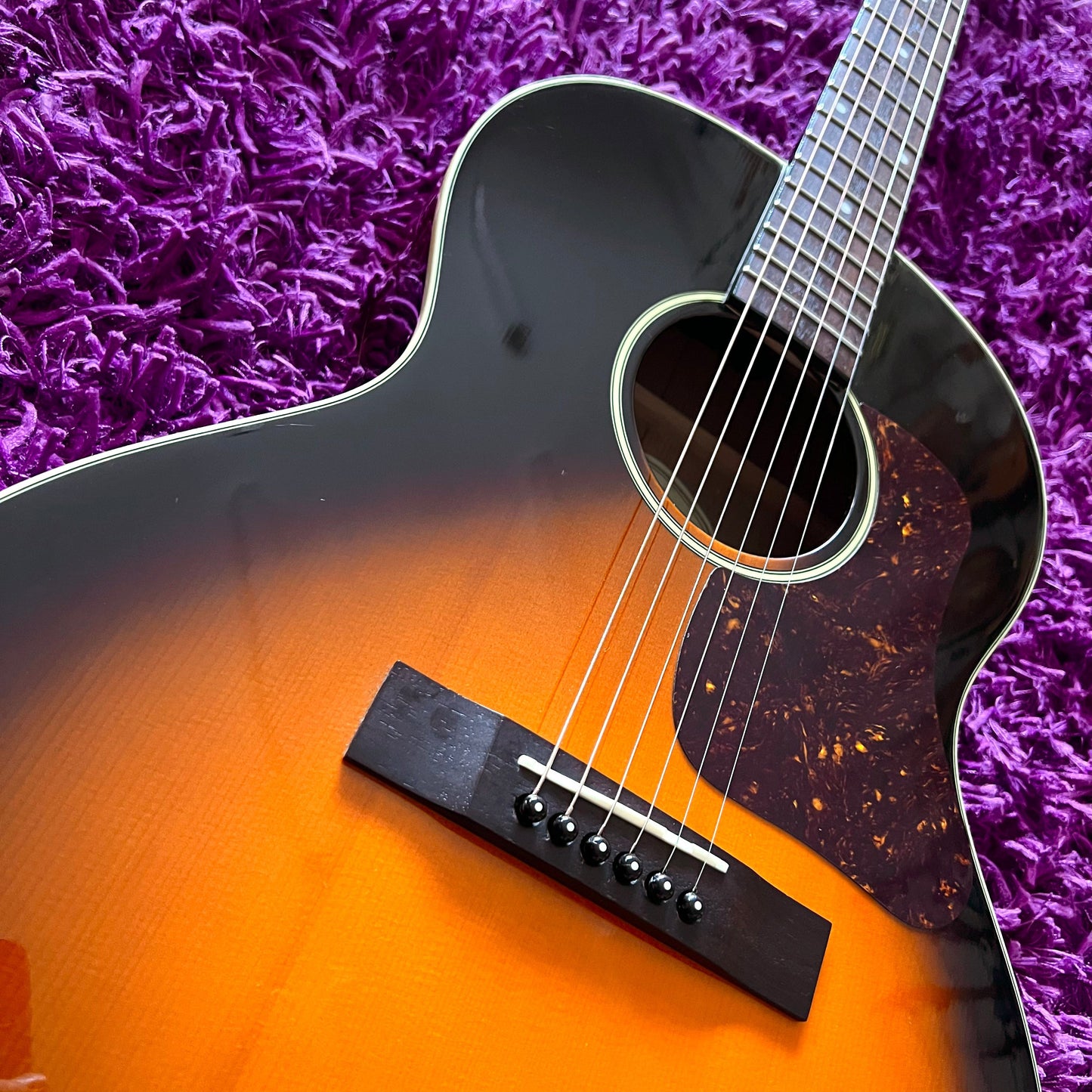 Epiphone EL-00/VS Grand Concert Acoustic Guitar (w/ HSC)