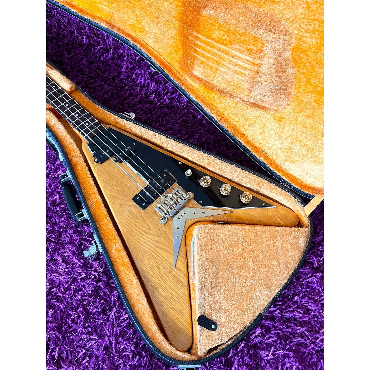 1977 Greco FVB-900 Flying V Bass (w/ OHSC) (MIJ)