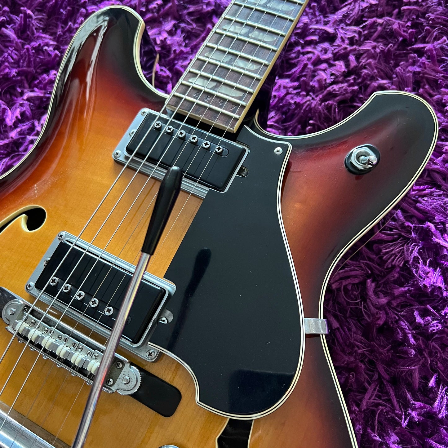 1967 Yamaha SA-50 Hollow Body 3 Tone Sunburst (w/ OHSC + Candy)
