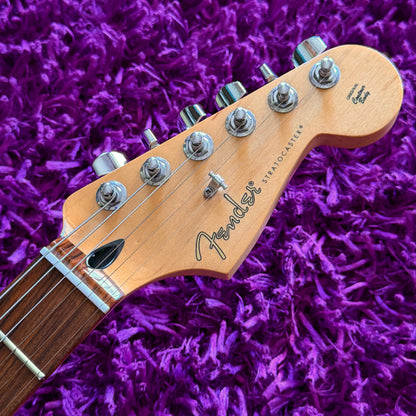 2020 Fender Player Stratocaster HSH Buttercream, Pau Ferro (Made in Mexico)