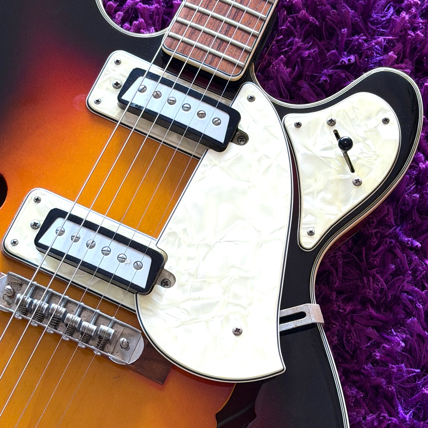 Late-1960s Aria Diamond 1202T Hollow Body Electric Guitar (MIJ Matsumoku)