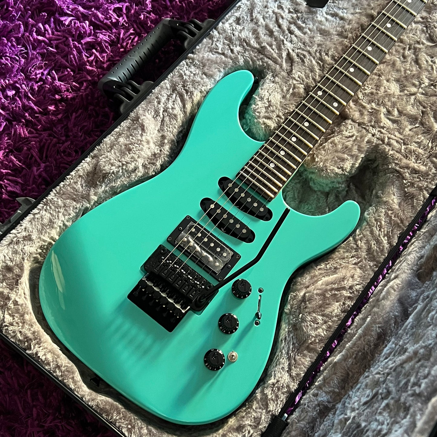 2020 Fender Limited Edition HM Strat Ice Blue Super Strat (MIJ)