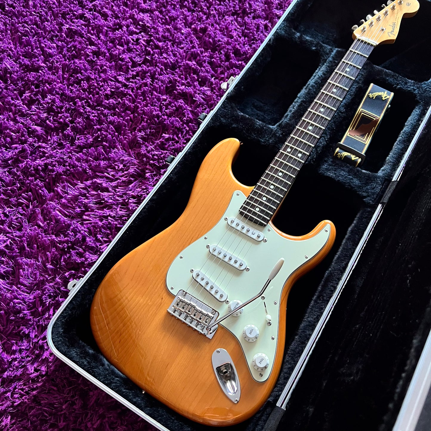 2022 Fender Japan Hybrid II Stratocaster Rosewood Fingerboard Vintage Natural (MIJ) (w/ HSC)