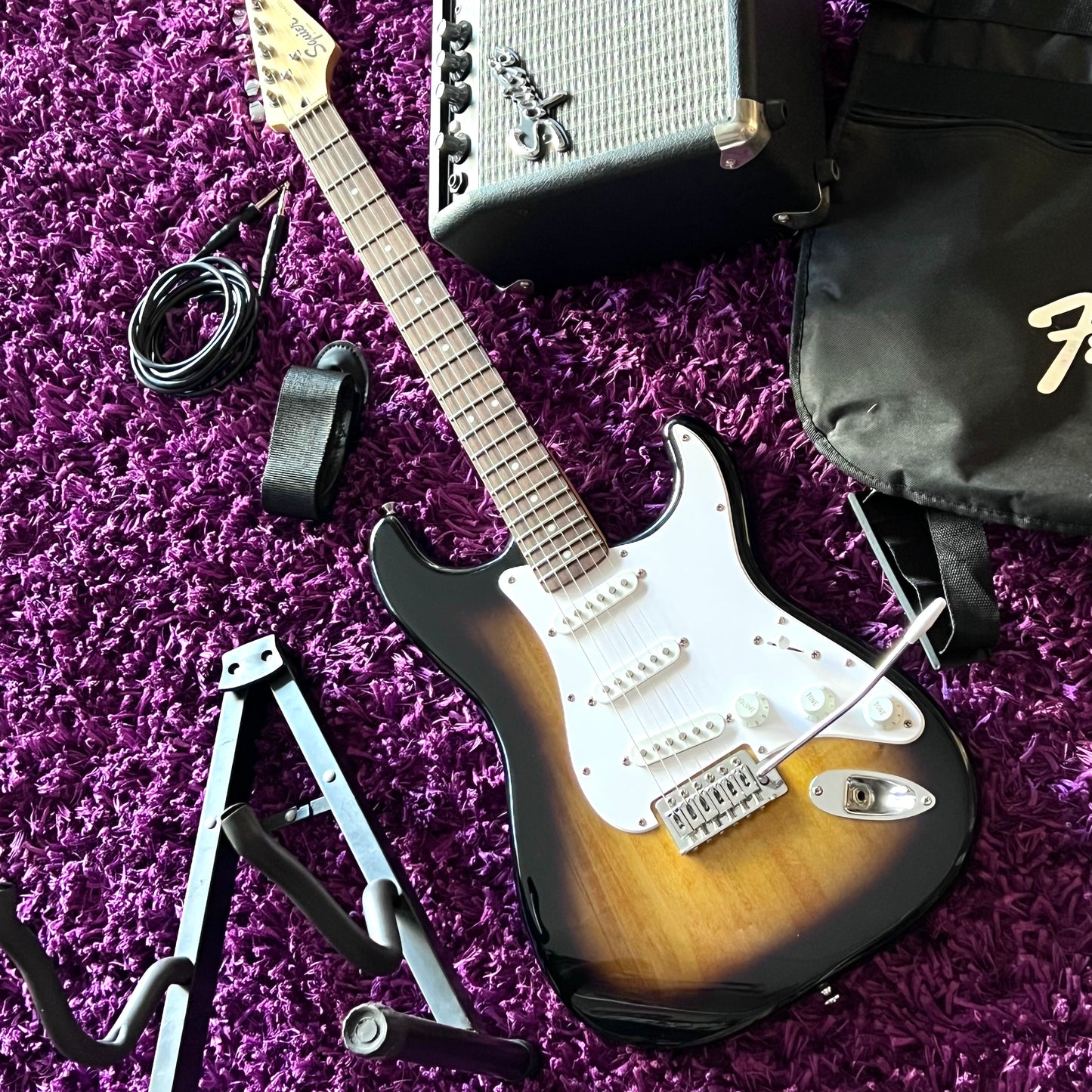 Fender Squier Affinity Electric Guitar Starter Package Brown Sunburst (w/ Amp, Stand & Gig Bag)