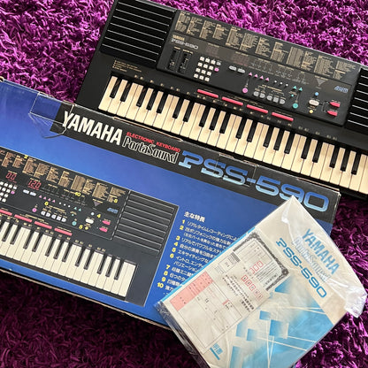 Yamaha PSS-590 PortaSound 90s AWM/FM Synthesizer Workstation w/ MIDI + Original Box & Manual