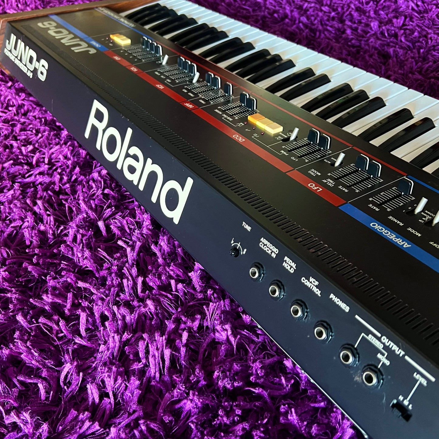 Early 1980s Roland JUNO-6 Polyphonic Analog Synthesizer Vintage (Factory 240V)