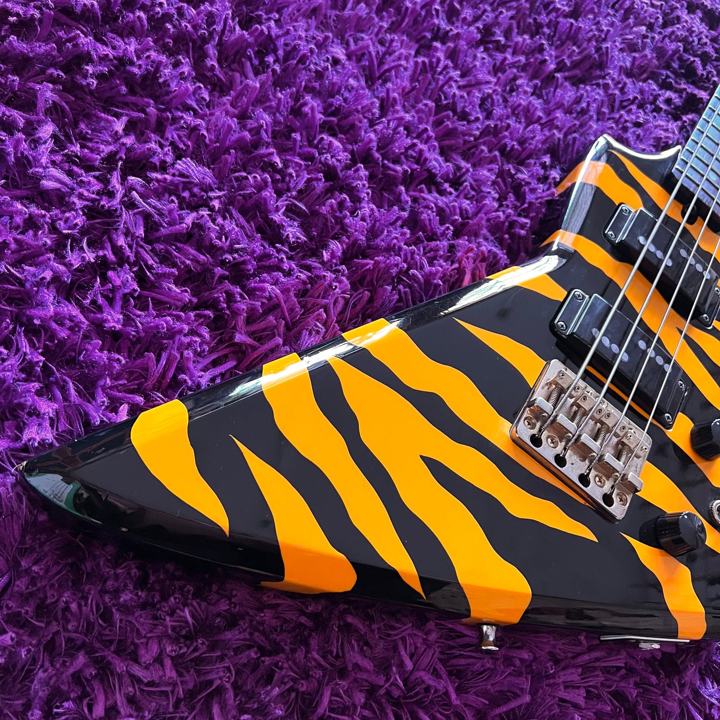 1984 Aria Pro II ZZB Deluxe Electric Bass Guitar Orange Zebra / Tiger Stripe