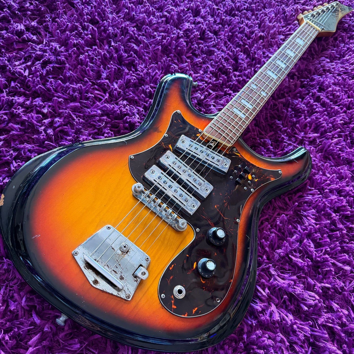 Late-1960s Kawai "Sen" 3-Tone Sunburst Electric Guitar (MIJ)