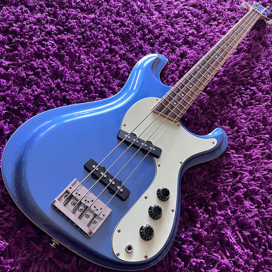 Aria VCM-Junior The Ventures Model VMB-75 Bass Guitar Metallic Blue (MIK)