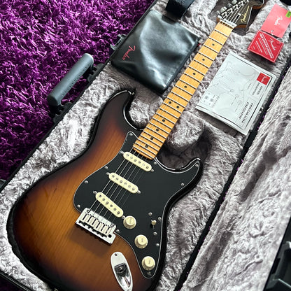 2021 Fender American Ultra Stratocaster Luxe 2-Colour Sunburst Maple Fingerboard (w/ OHSC)