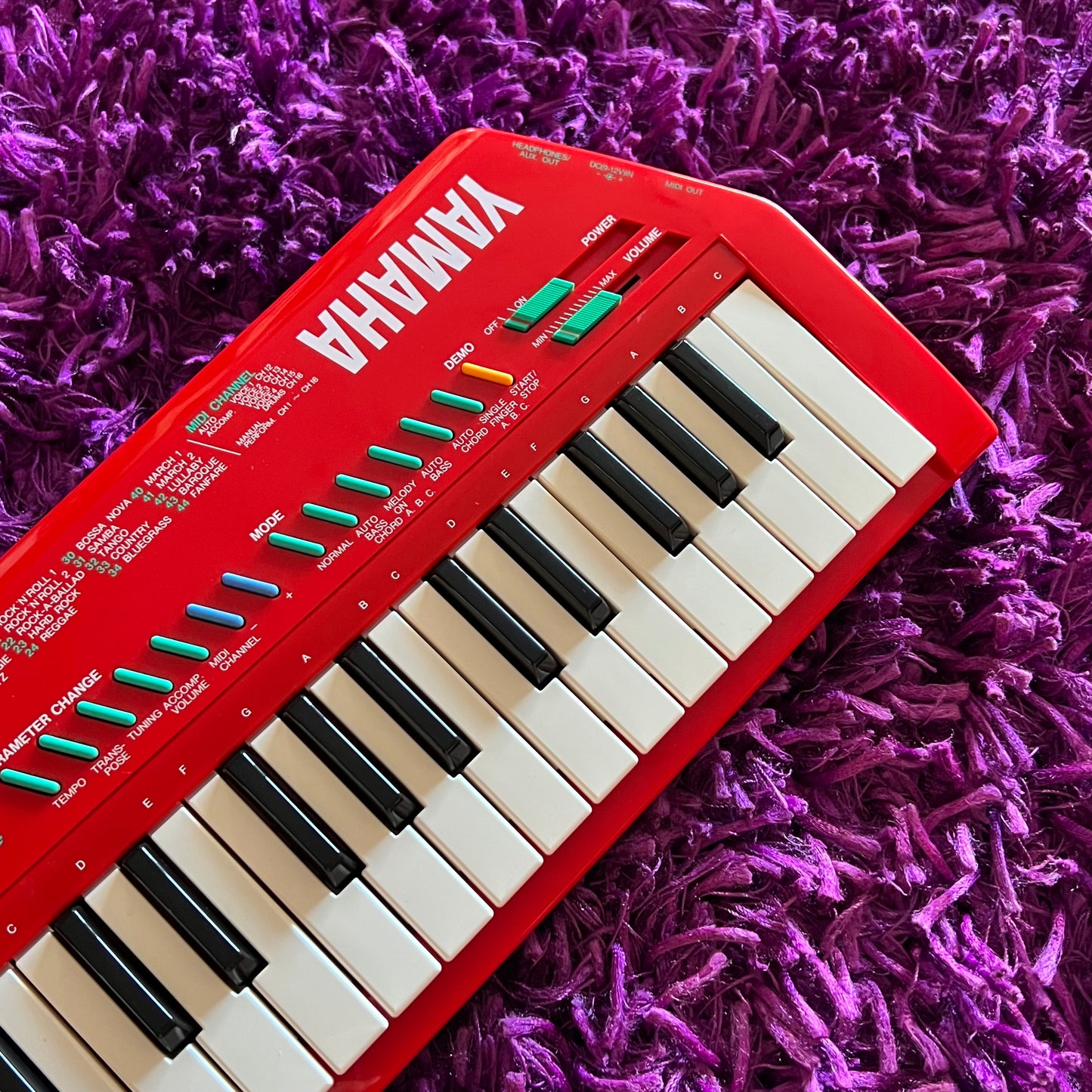 Yamaha SHS-10 Keytar Red w/ Strap & Case (Made in Japan)