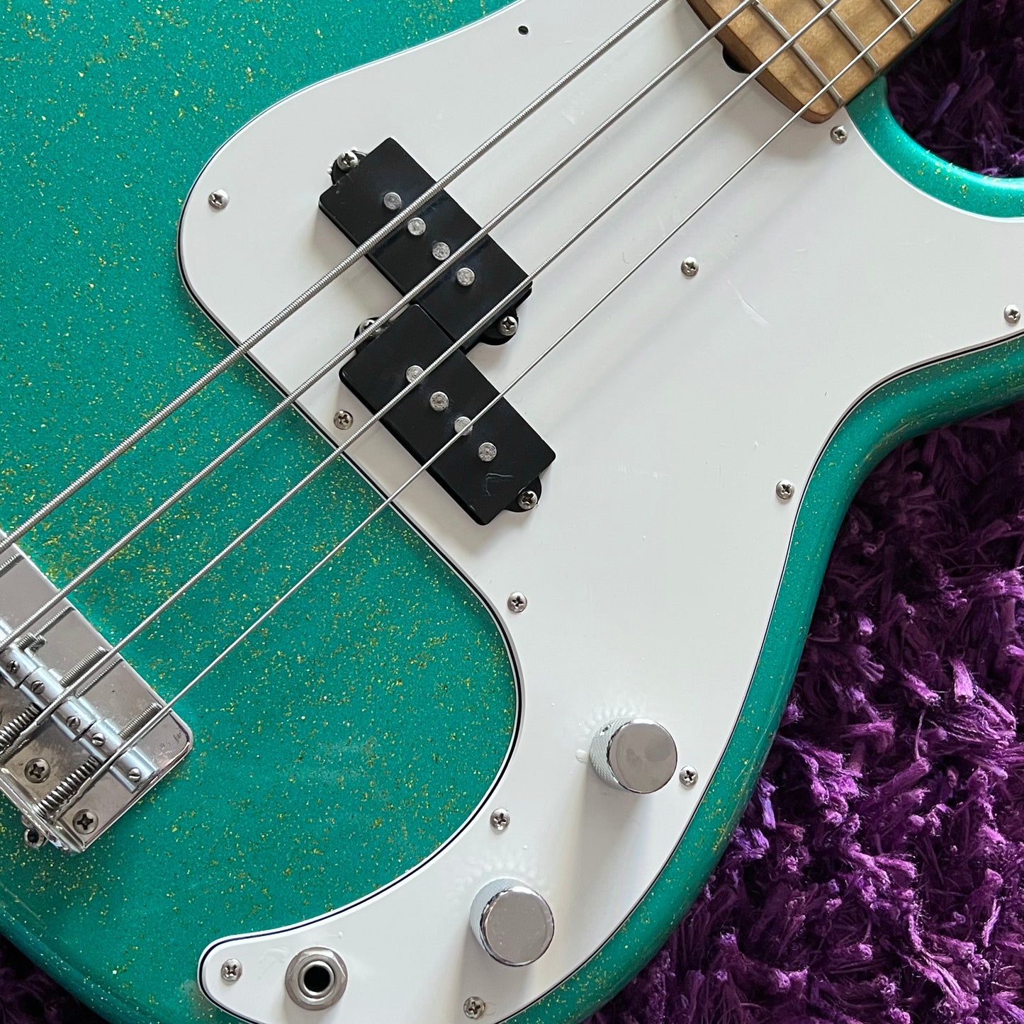 1970s Guyatone Custom EP-40 Precision Bass Sparkle Green (MIJ)