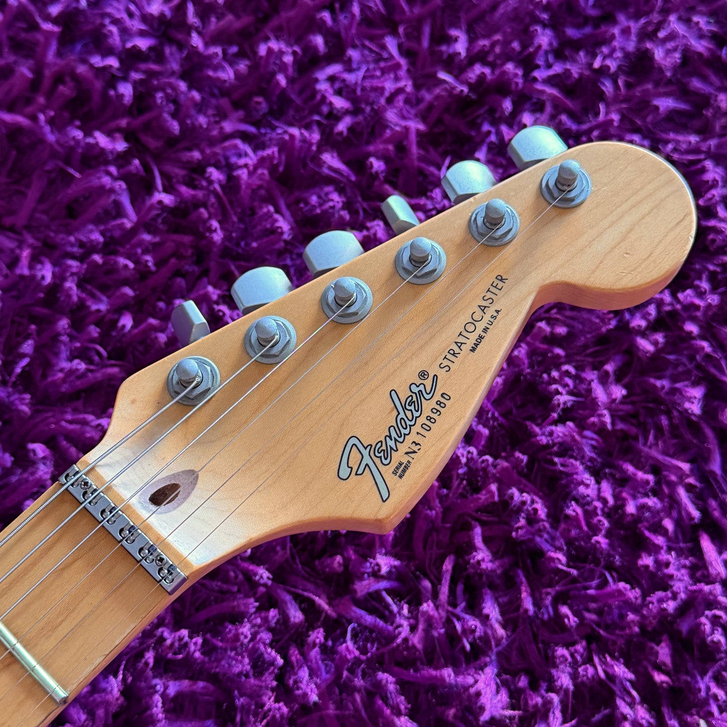 1993 Fender Stratocaster Plus Deluxe Midnight Wine (w/ SKB Hard Case) (Made in USA)