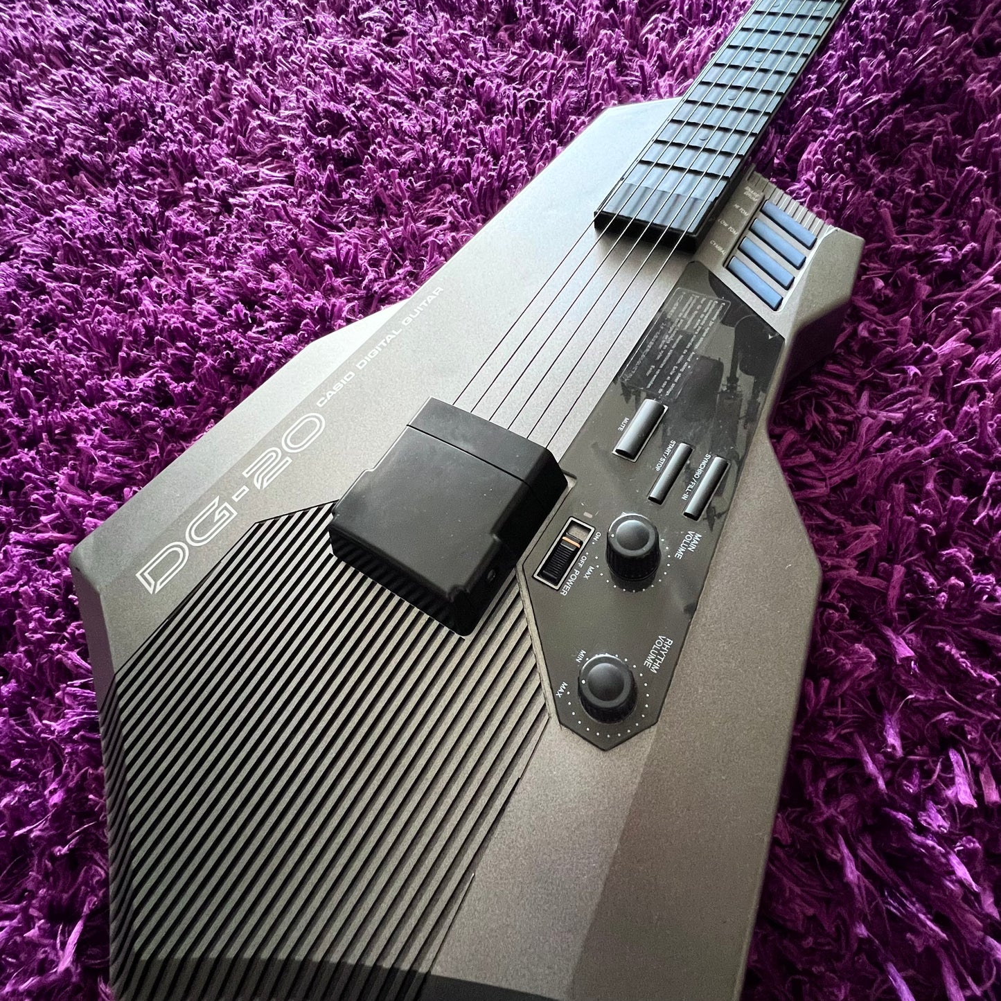 Casio DG-20 Digital Synthesizer Guitar 1980s (MIJ)