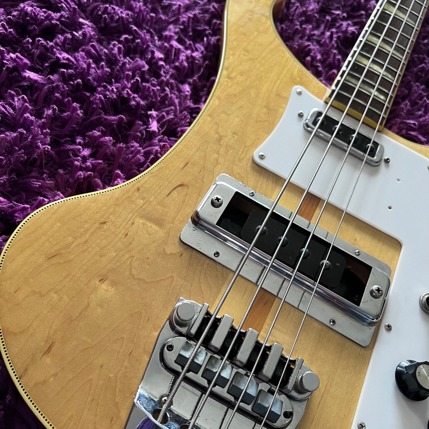 1977 Greco RB-700N Bass Guitar Mapleglo (Rickenbacker 4001 Style) (w/ OHSC) (MIJ)