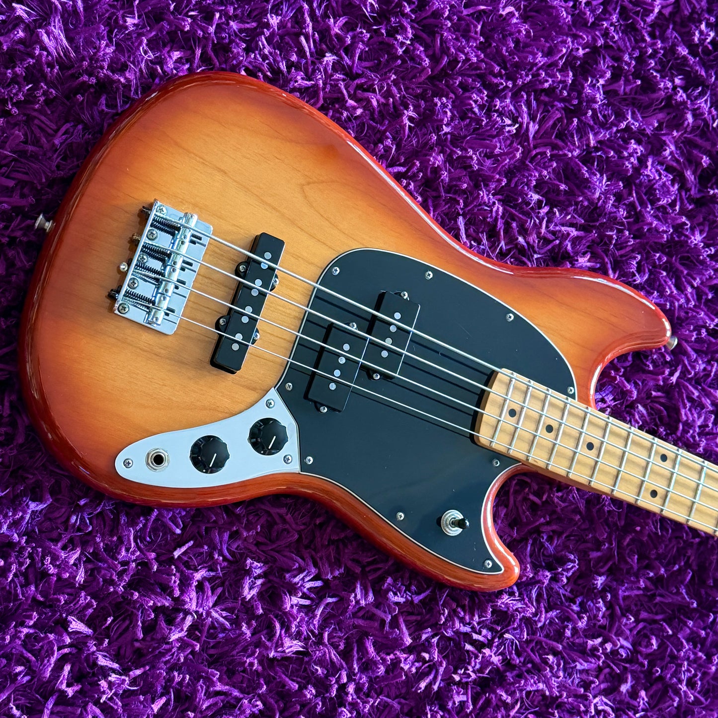 2020 Fender Player Mustang Bass P/J Sienna Sunburst, Maple Neck (MIM)