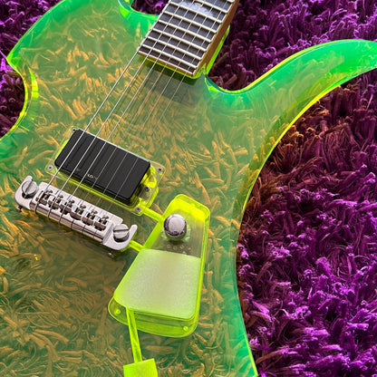 Fernandes MG-115C Acrylic Mockingbird Green Acrylic Transparent (Hide Signature)