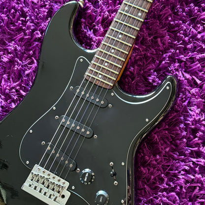 Late '80s/Early 90s Onyx (Samick) Stratocaster Black (Made in Korea)