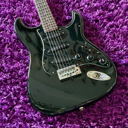 Late '80s/Early 90s Onyx (Samick) Stratocaster Black (Made in Korea)