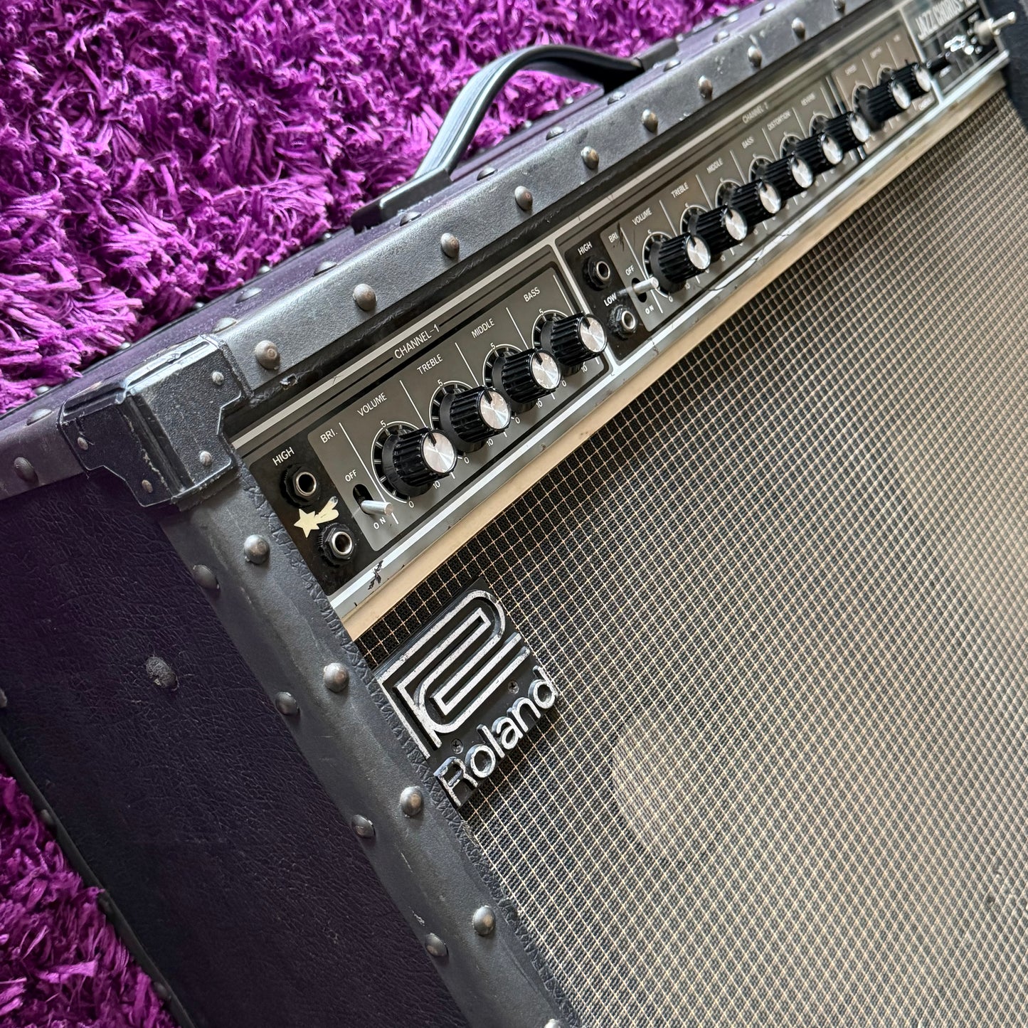 1986 Roland Jazz Chorus JC-120 120-Watt Solid-State Guitar Combo Amplifier (Made in USA)