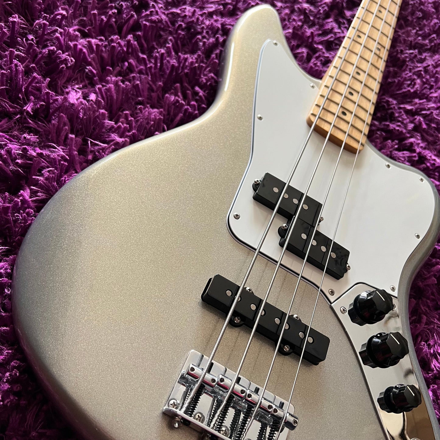 2022 Fender FSR Player Series Jaguar Bass PJ Inca Silver (w Matching Headstock) (MIM)