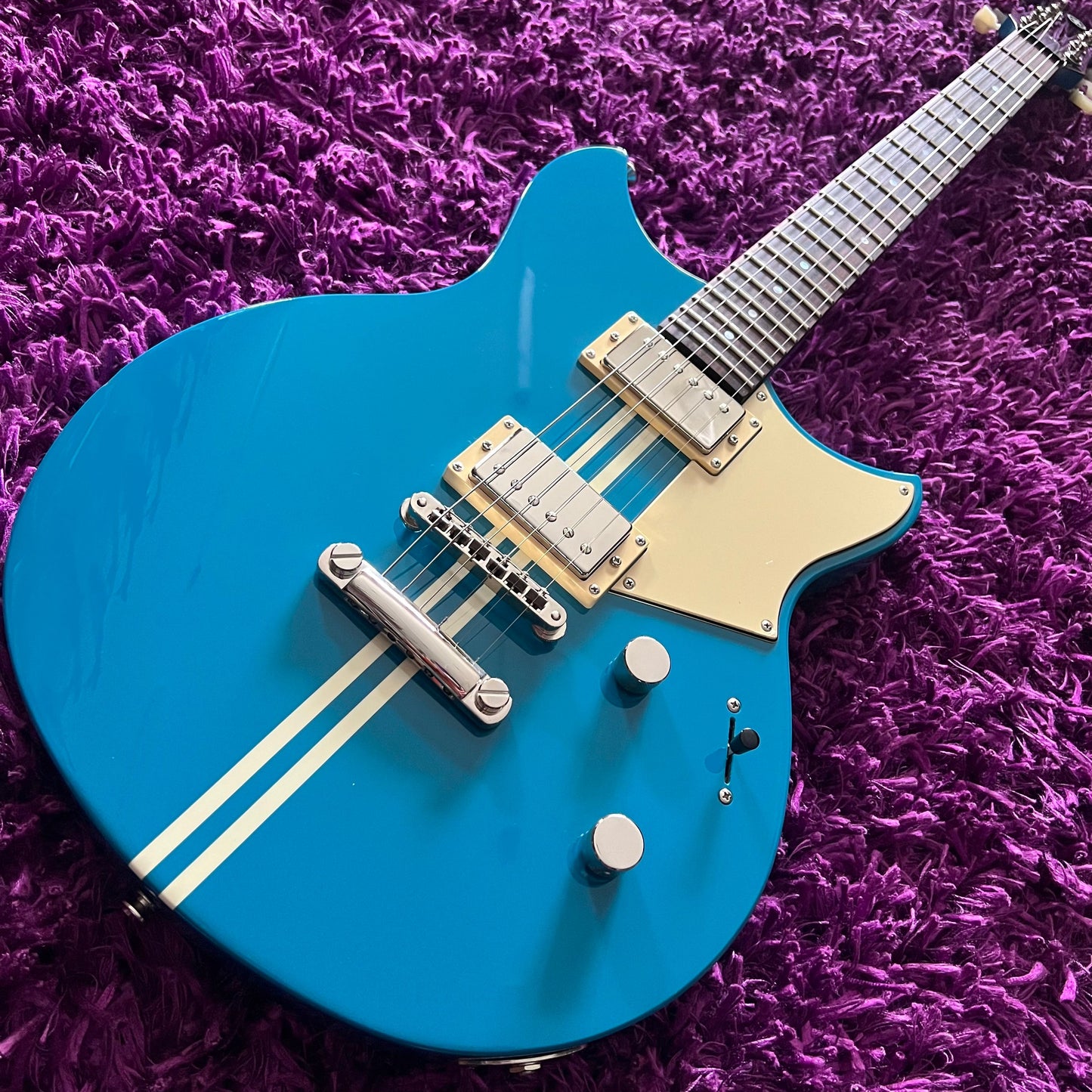 Yamaha RSE20SWB Revstar Element RSE20 Swift Blue