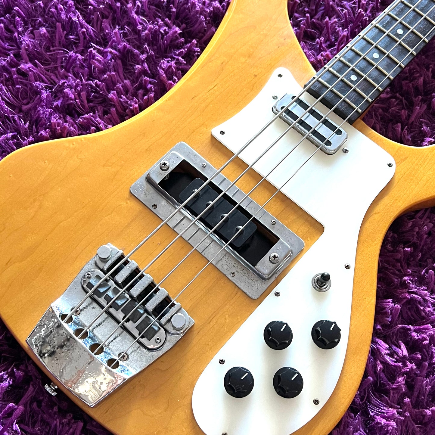 1980s Fernandes RB-80 Rickenbacker 4001 Bass Guitar (Mapleglo) (MIJ)