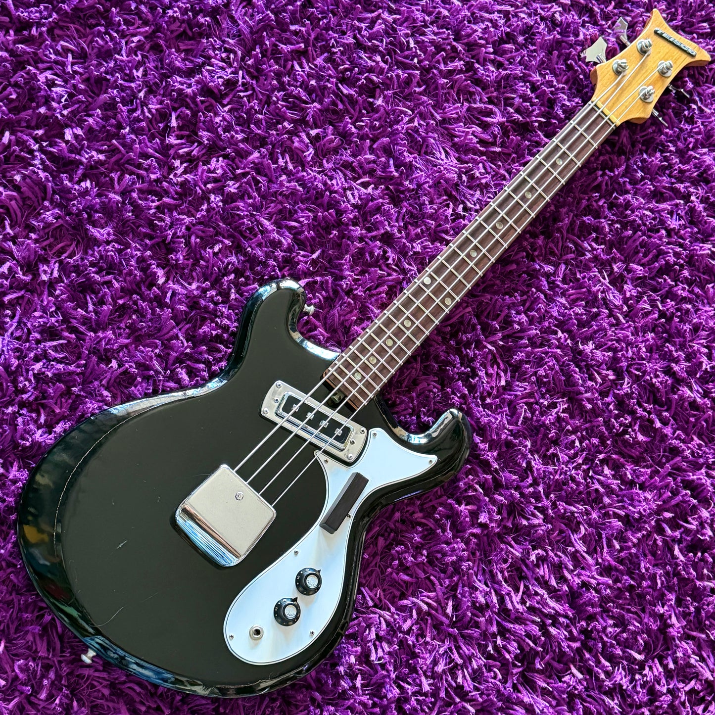 Late-1960s Teisco BR-1 Short-Scale Bass Guitar Black (MIJ)