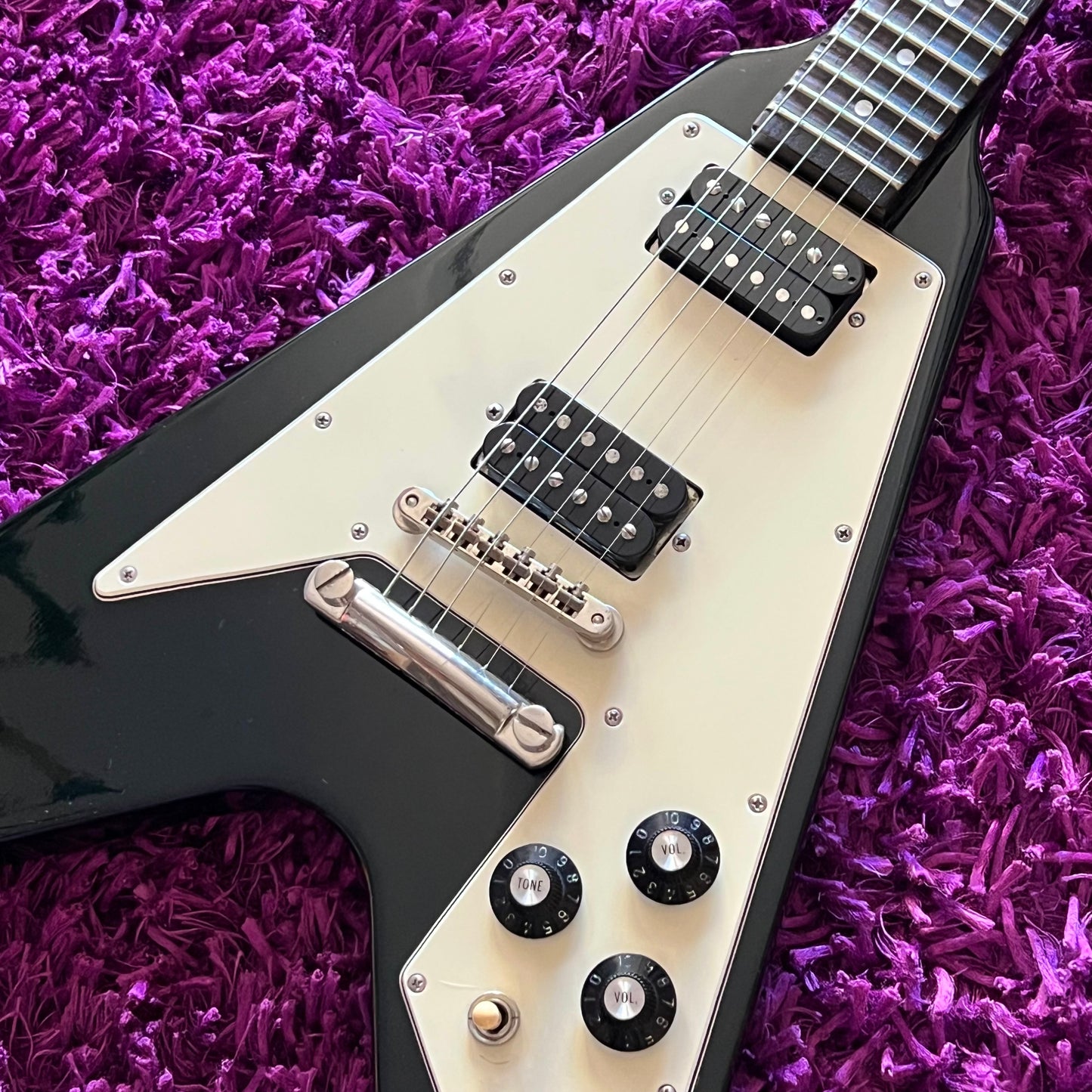 1982 Greco Japan FV-600 Flying V Black (w/ OHSC) (MIJ Fujigen)
