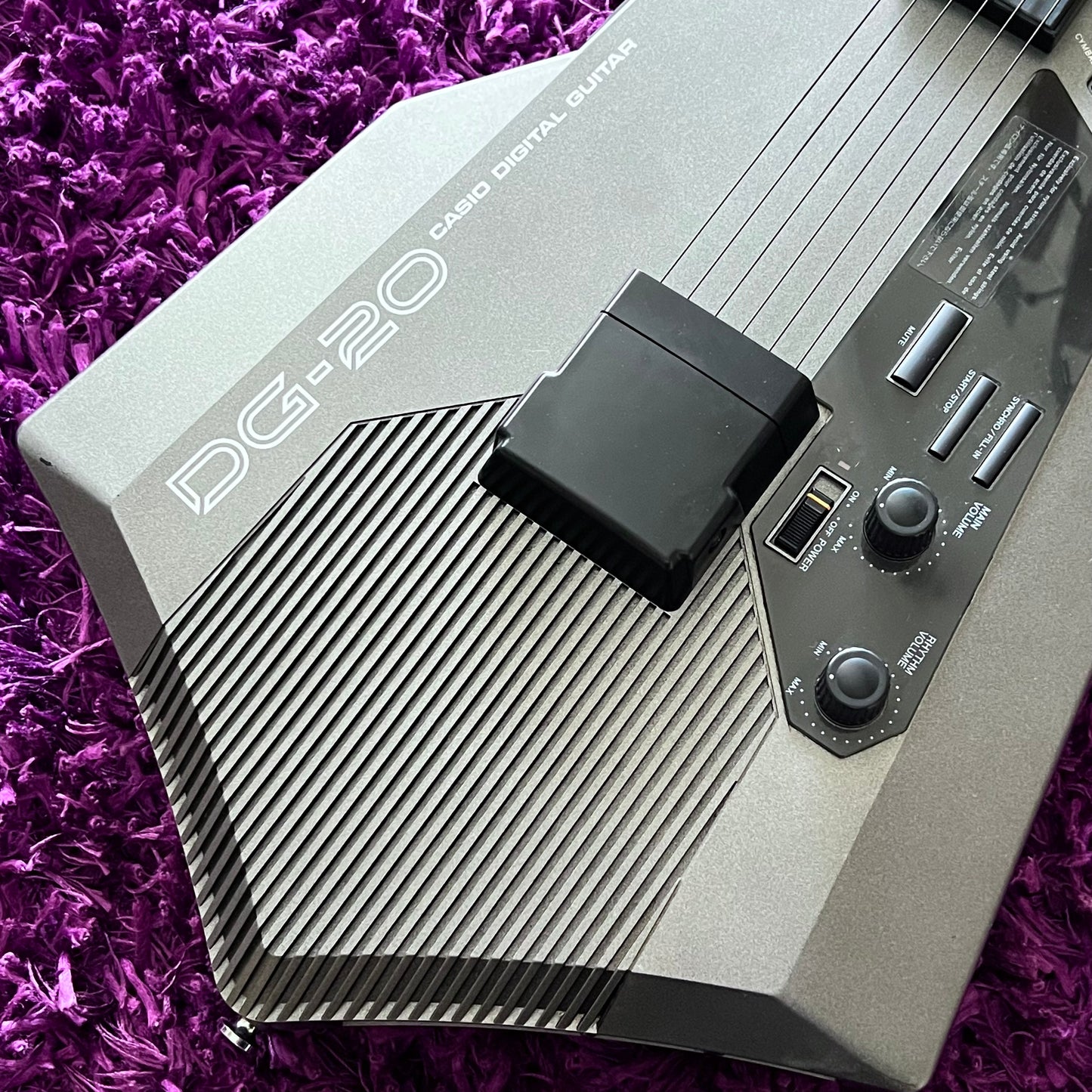 Casio DG-20 Digital Synthesizer Guitar 1980s (MIJ)