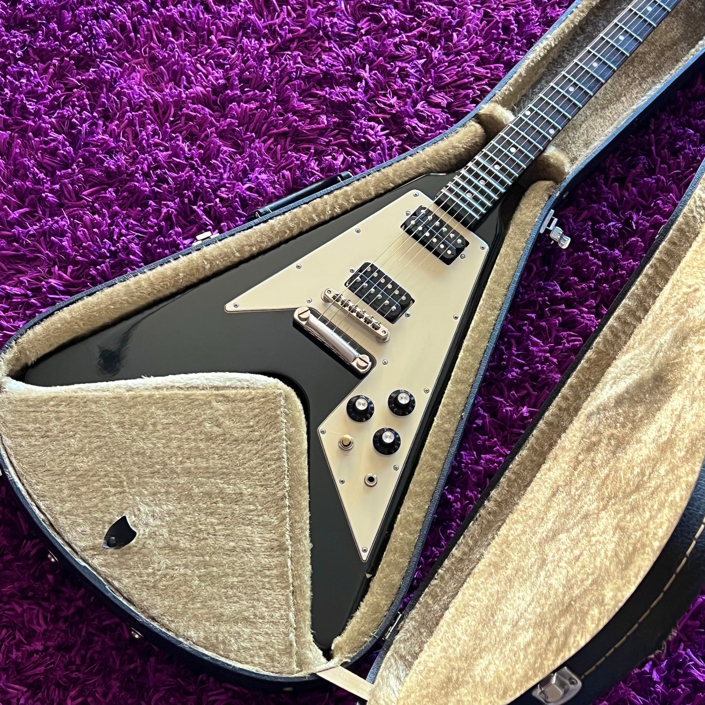 1982 Greco Japan FV-600 Flying V Black (w/ OHSC) (MIJ Fujigen)