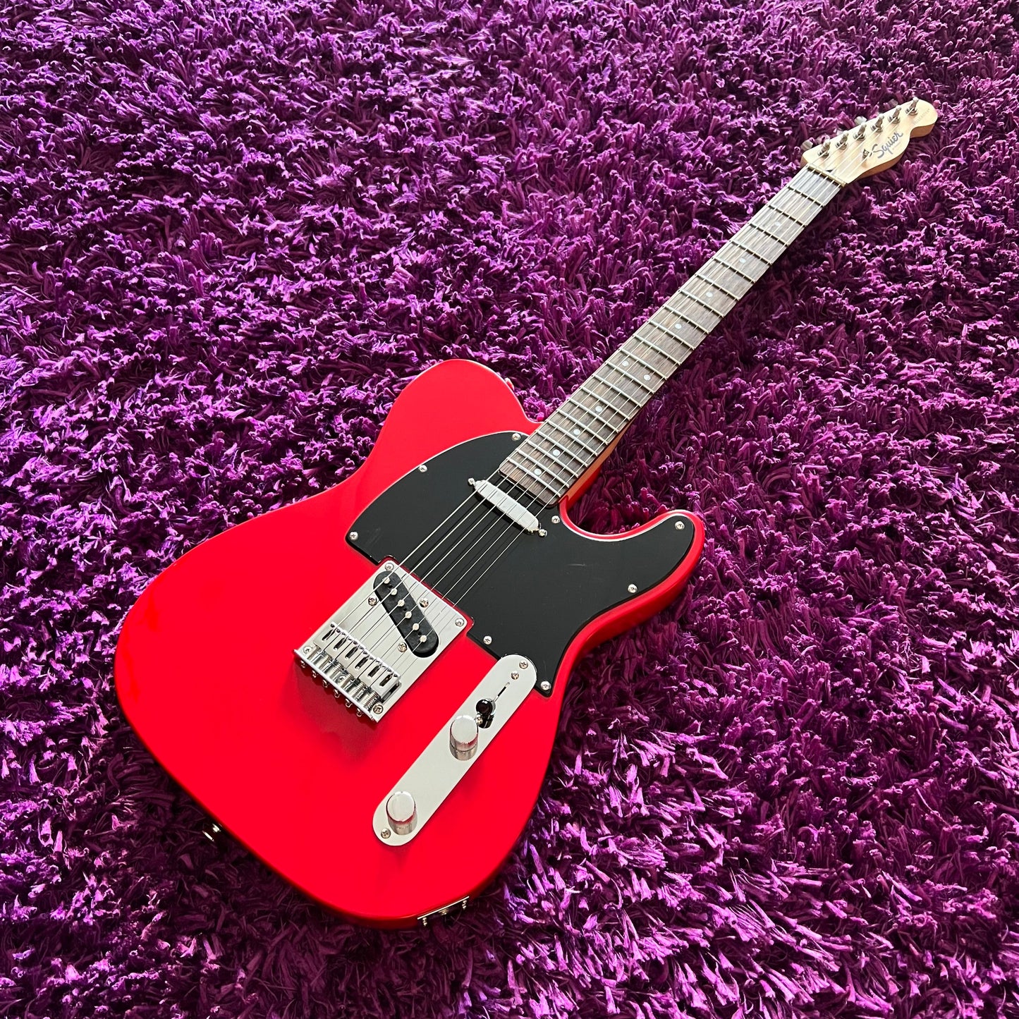 2023 Squier Sonic Telecaster - Laurel Fingerboard - Black Pickguard - Torino Red